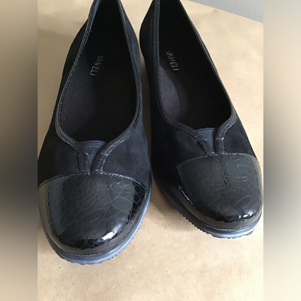 Vaneli Abaka Black Suede Croc Embossed Cap Toe Ballet Flats